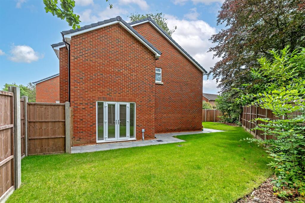 4OakviewGardens-32.jpg