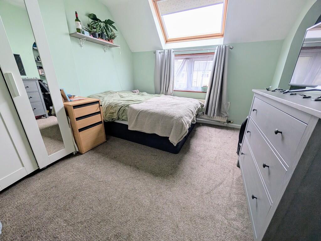 PXL_20250816_0900...