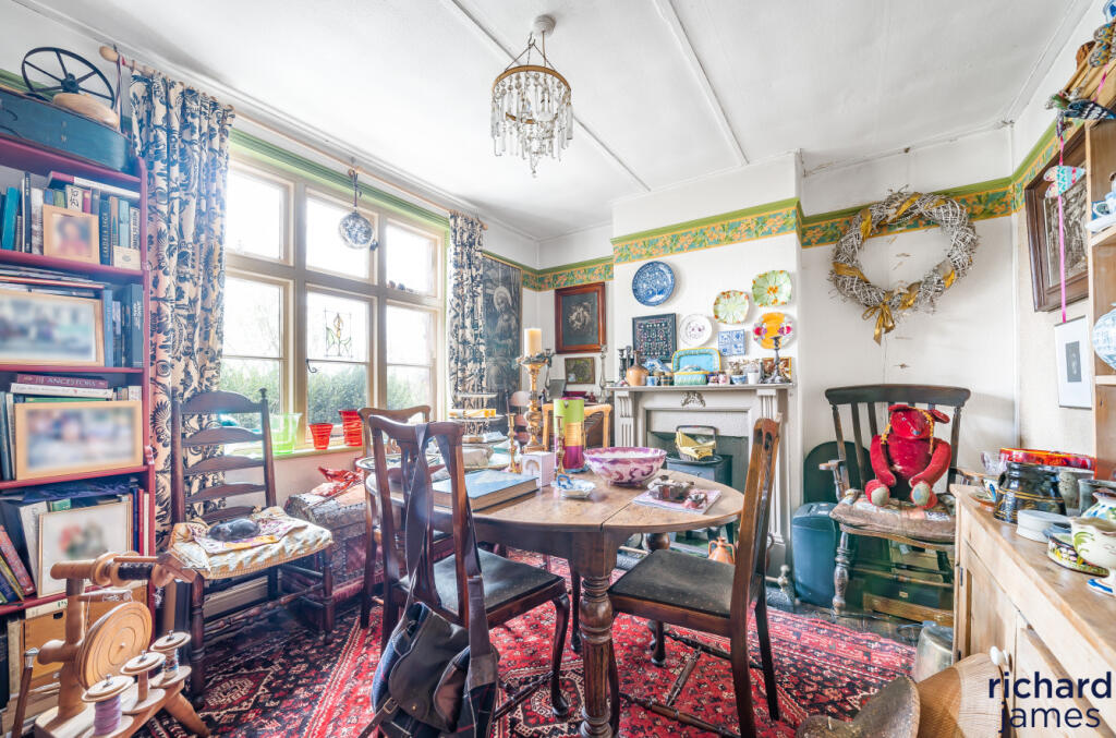 2576f71a-d18d-479...