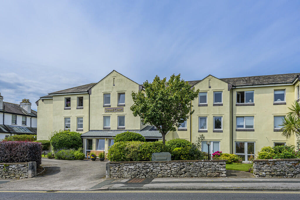 Strand Court 