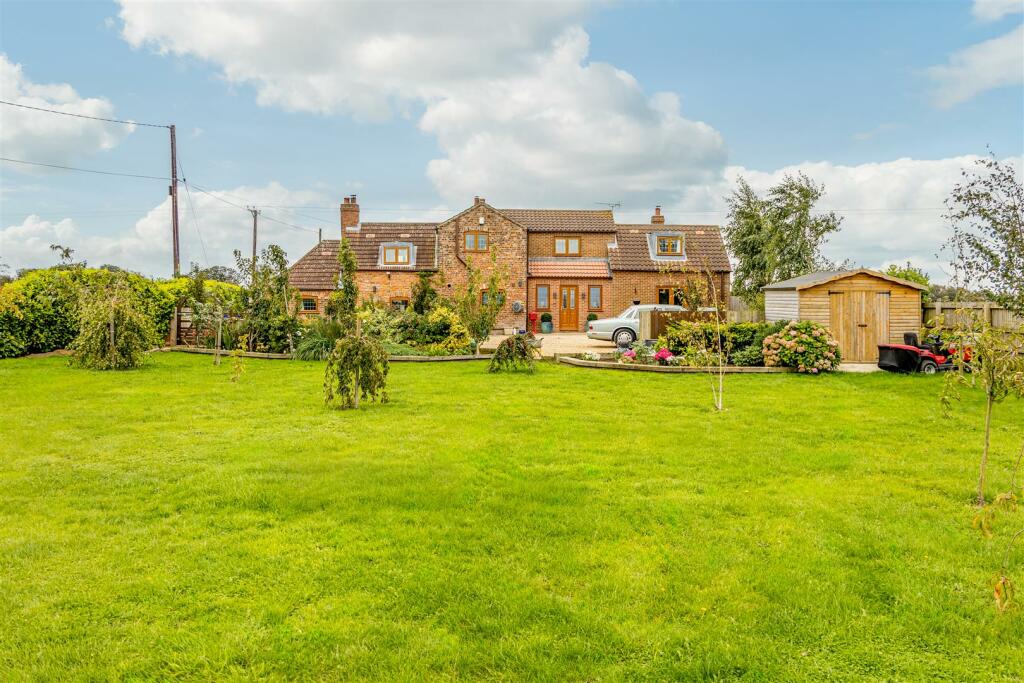 Gorse Cottage (Benington)-10.jpg