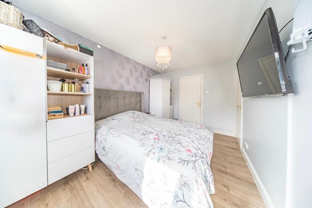 thumbnail_2-Fletcher-Avenue-23 (1).jpg