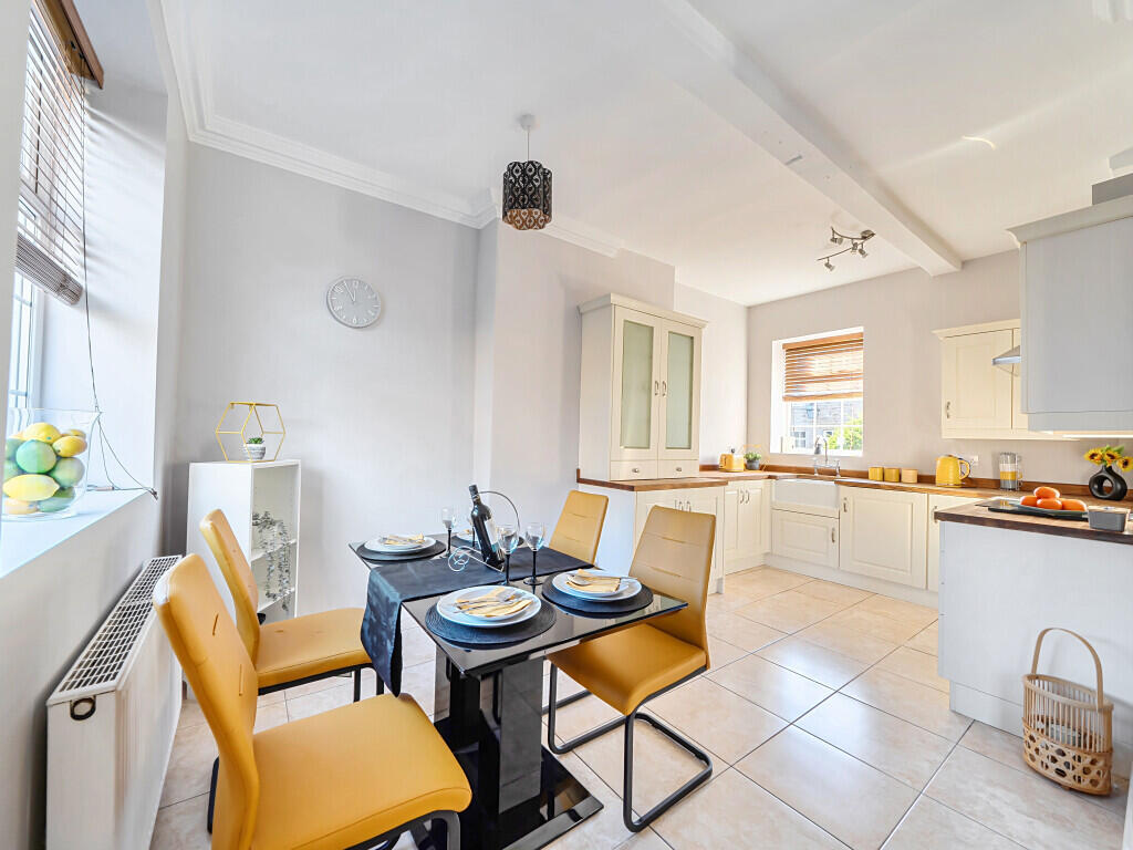 1393049-13-694542...