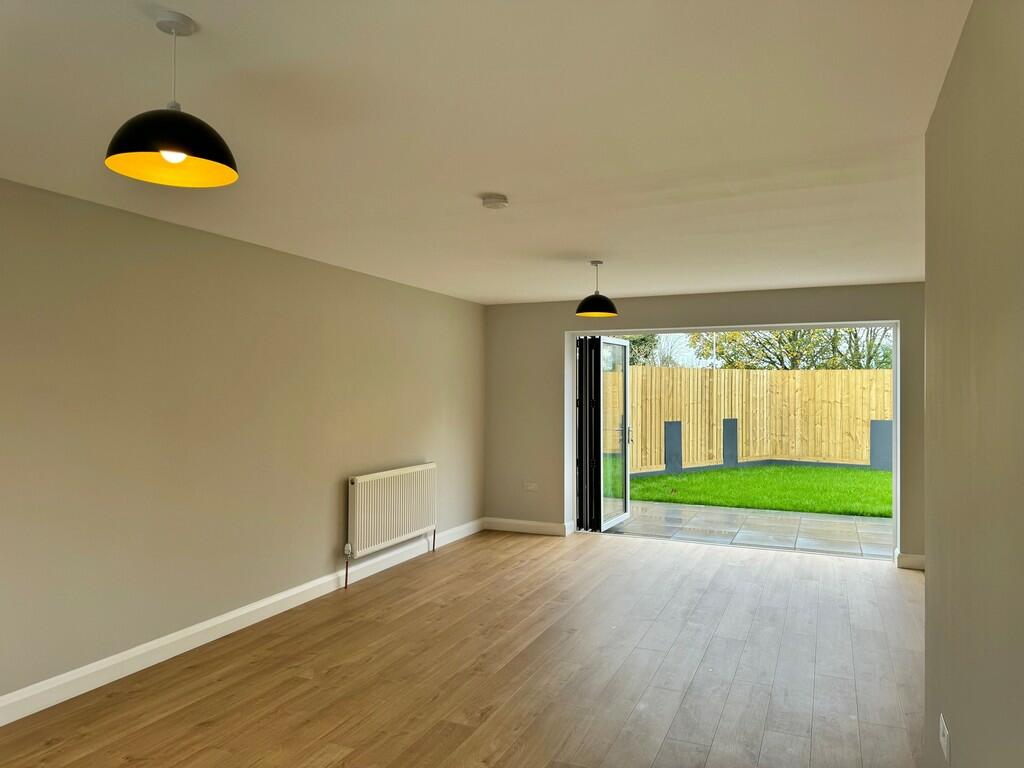 lounge to garden