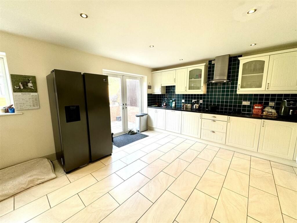 Kitchen.jpeg