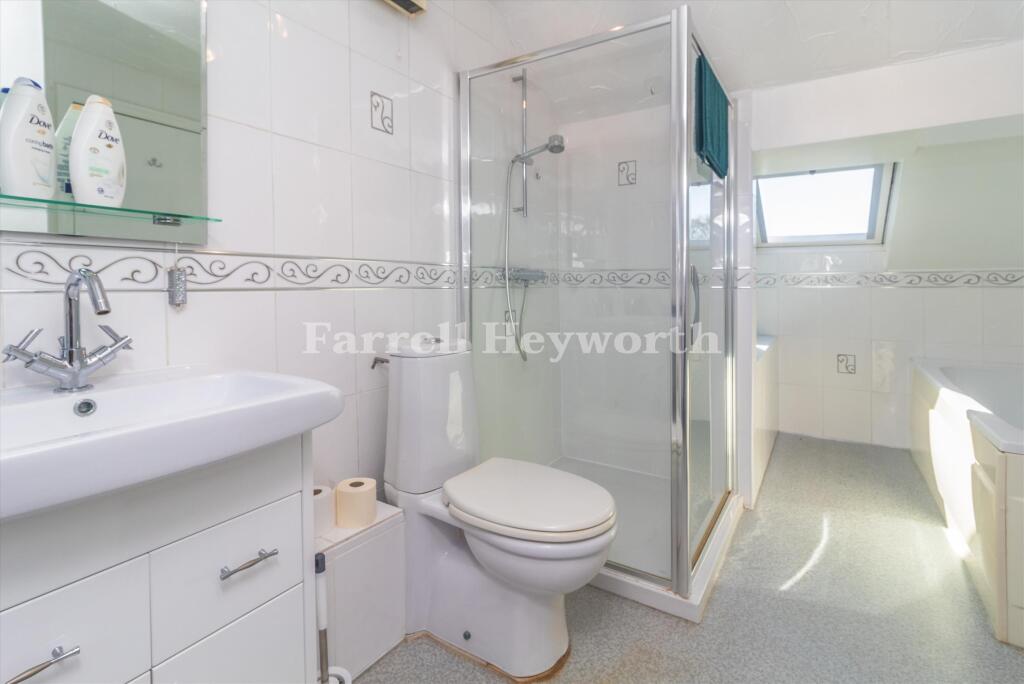 Bathroom image 2