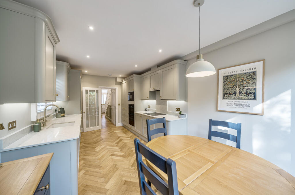 1359659-11-68d40d...