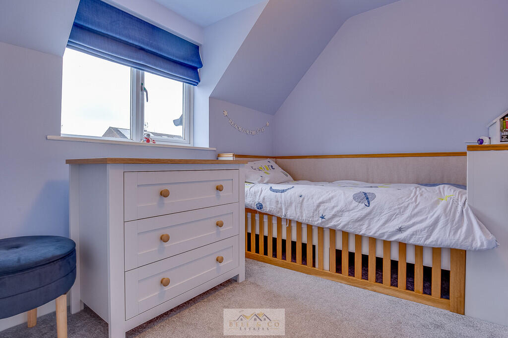 Bedroom 2.1