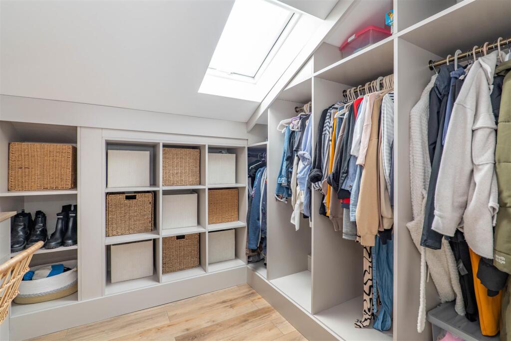 Master Dressing Room
