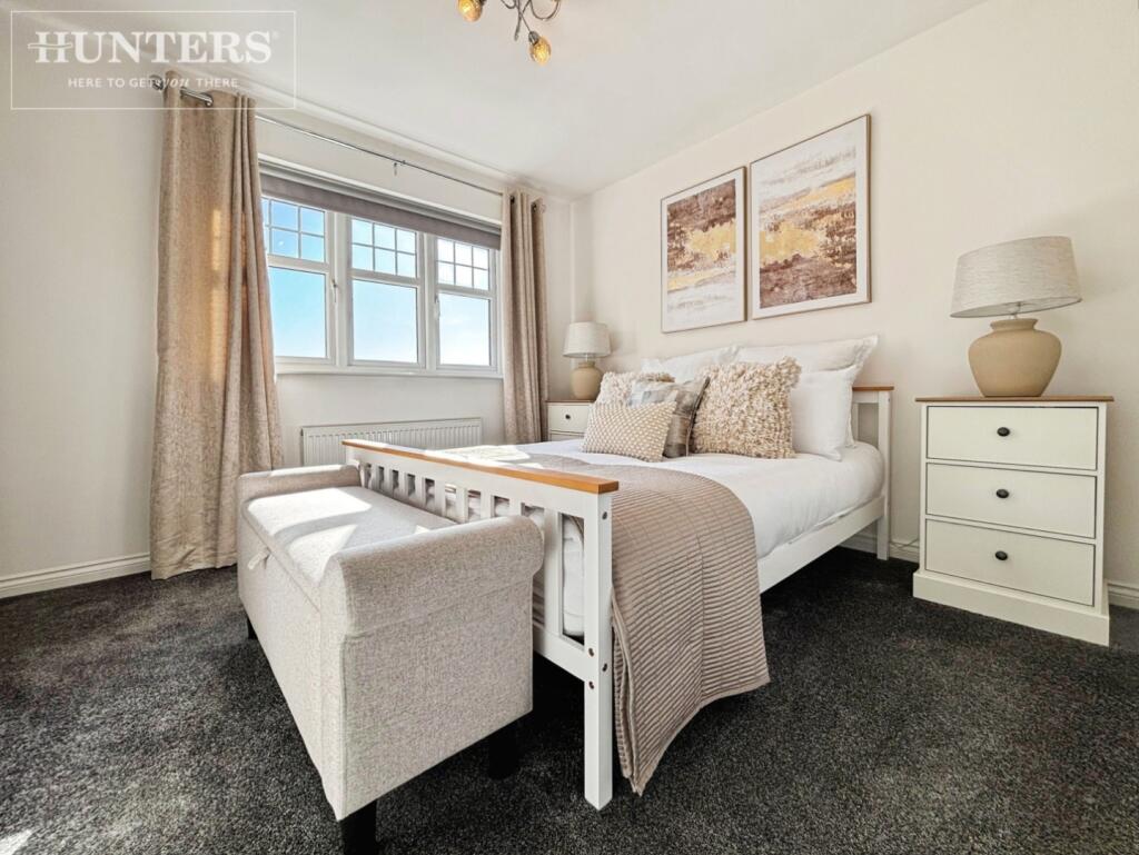 pbox-bedroom-343377.jpg