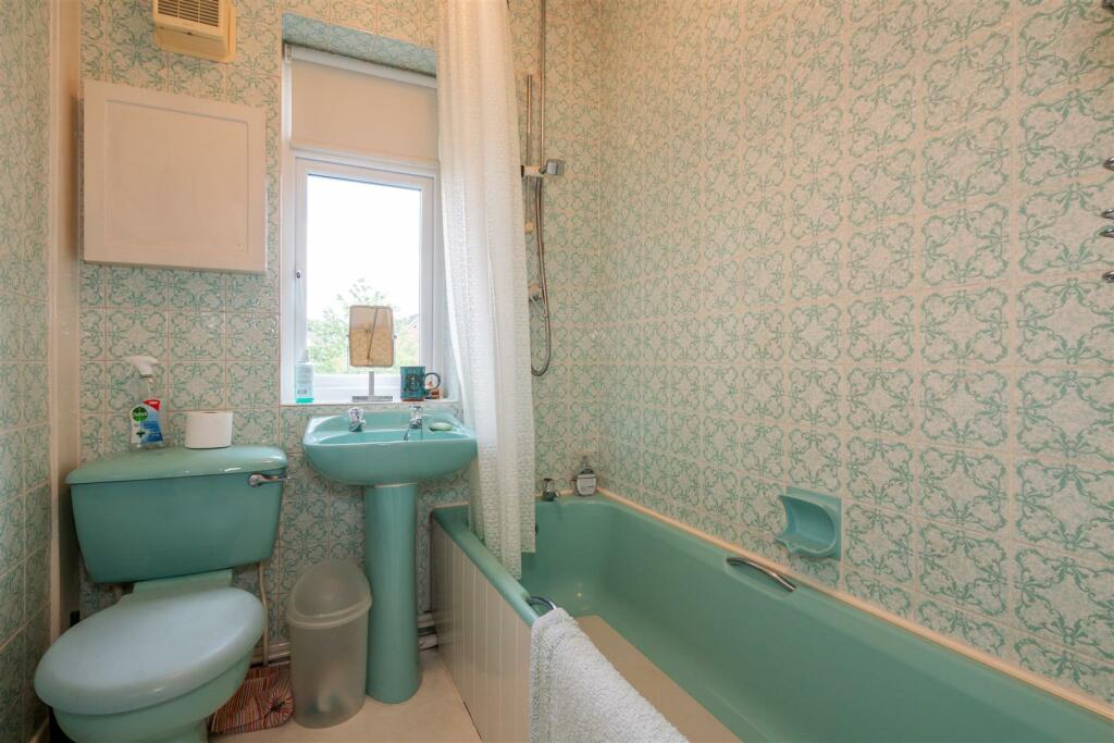 Bathroom 2