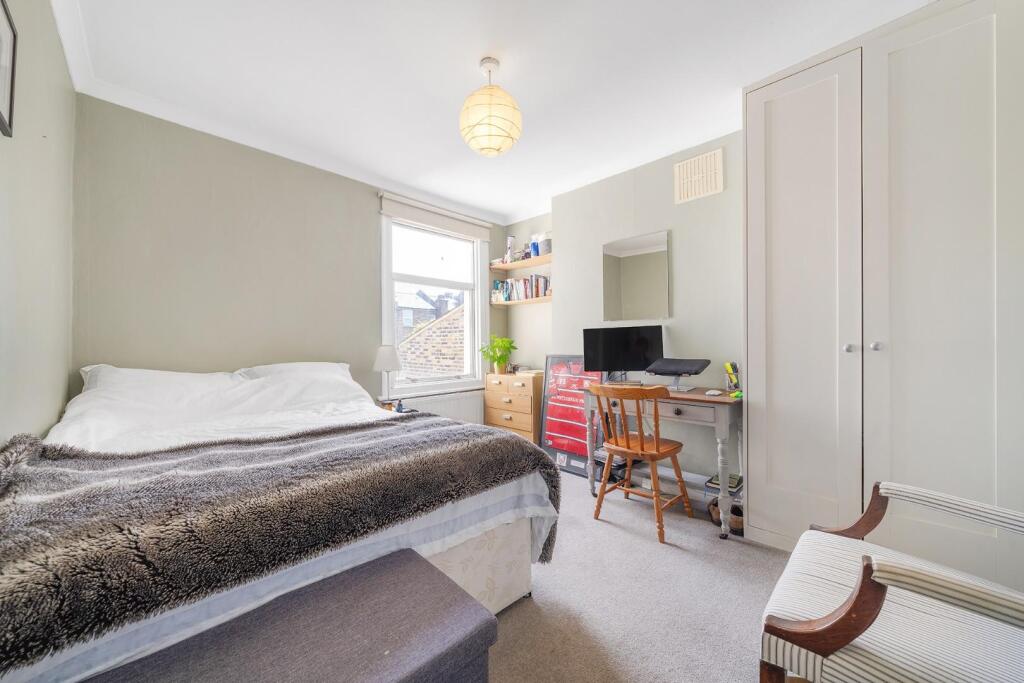 Bedroom 2.jpg