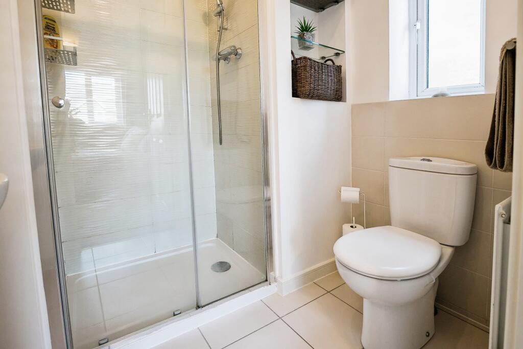 Master En-suite