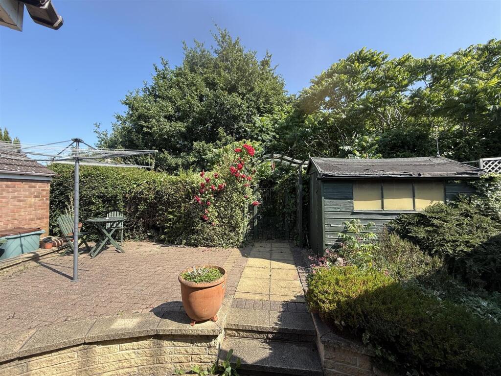 valley view bungalow 3.jpg