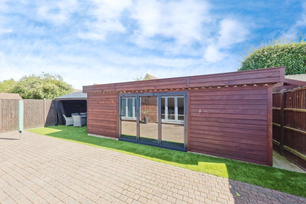 Garden Lodge