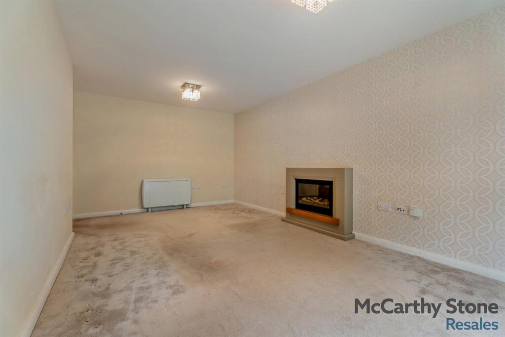 8661590-interior14-800.jpg