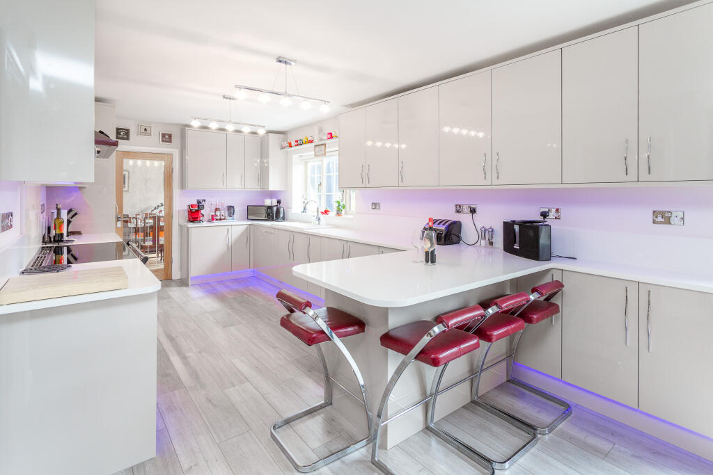 kitchen/diner b