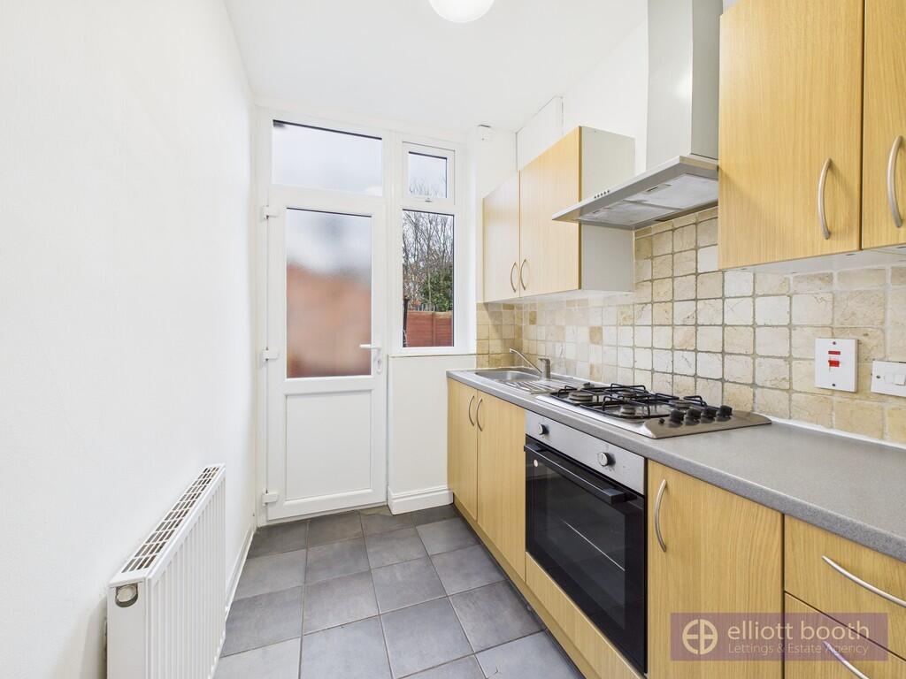 CAM04064G0-PR0128...