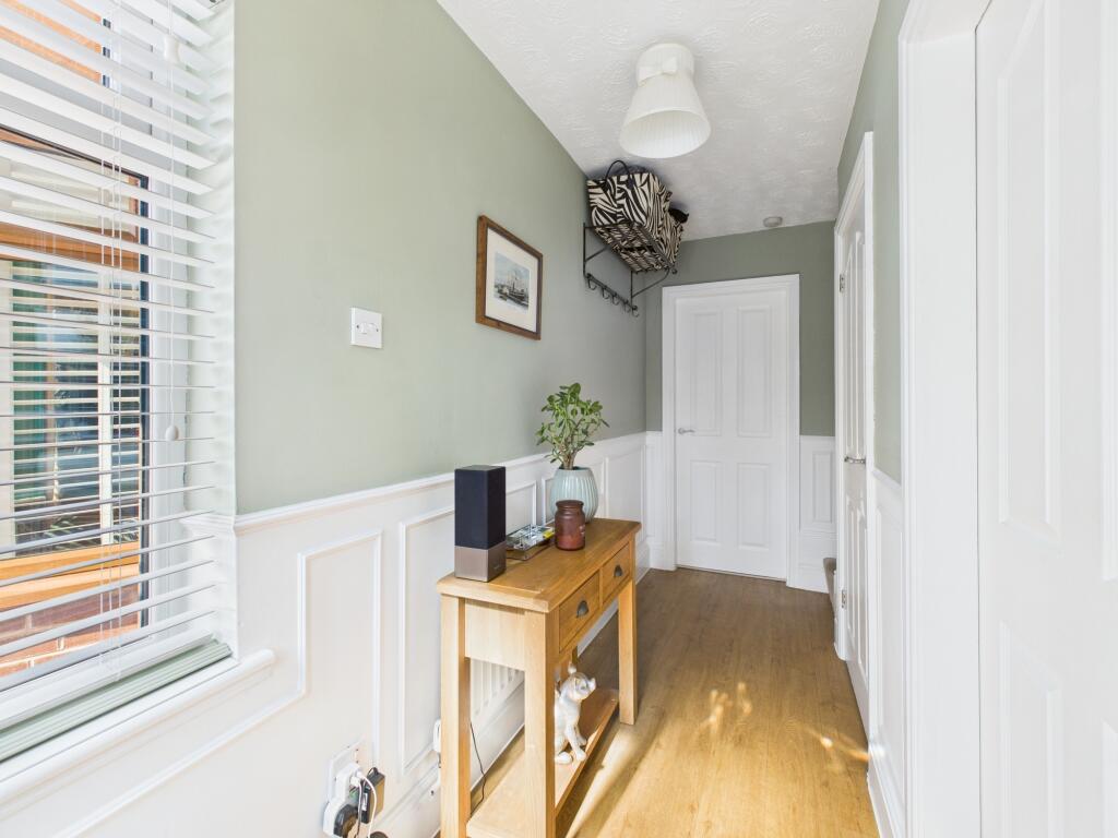 CAM05192G0-PR0041-STILL001