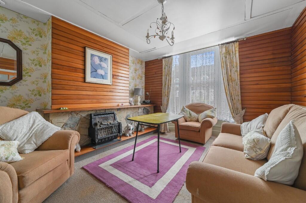Through Lounge