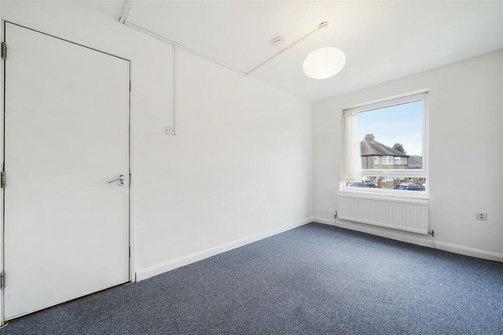 34 Overbrook Walk - f4FFv0eaSPt6KPyCMddg.jpg