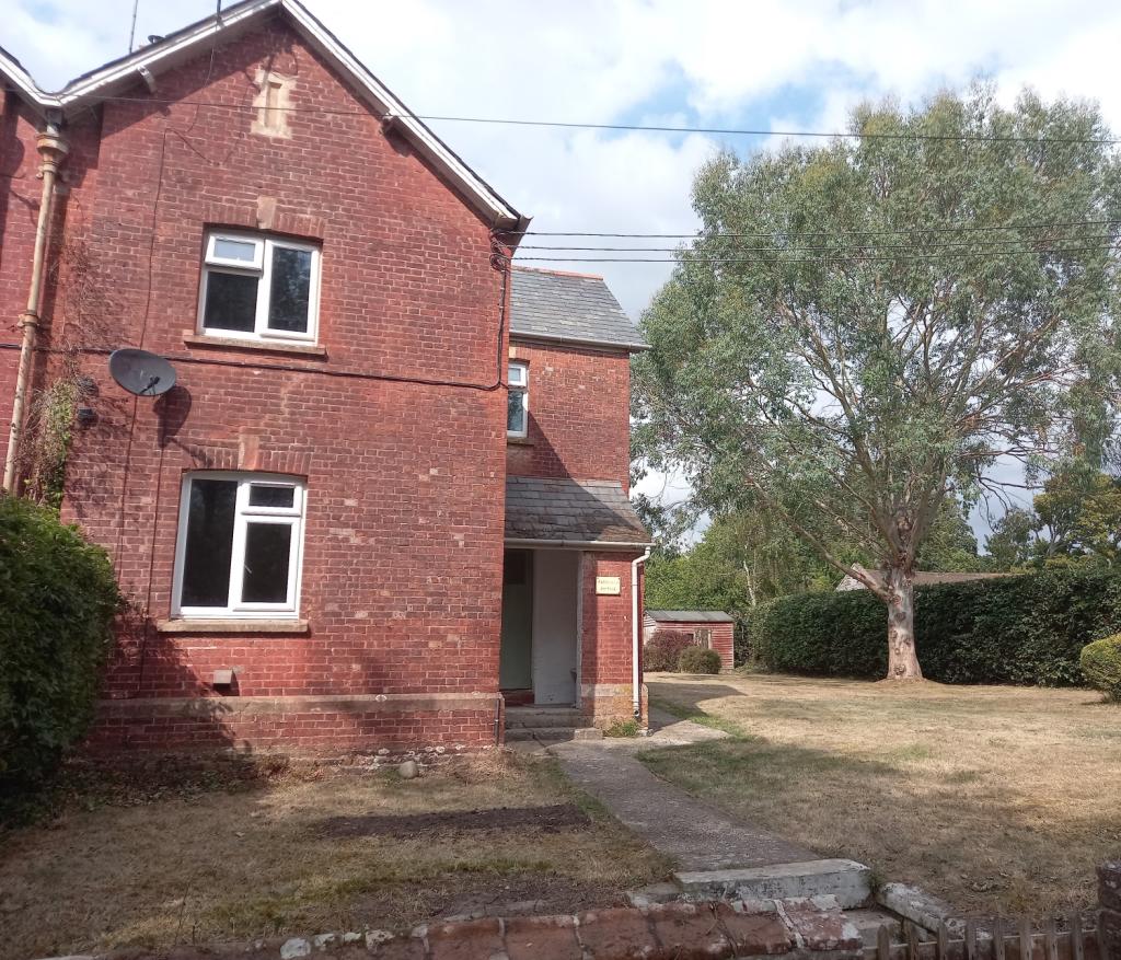 Front &amp; Garden