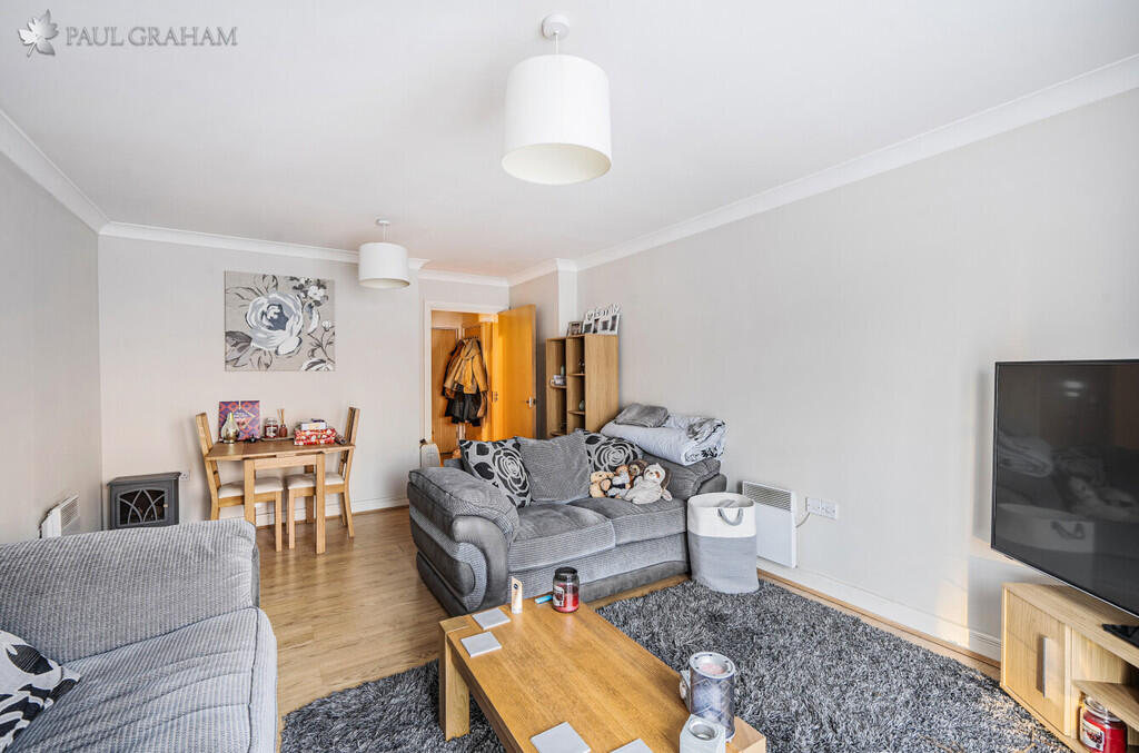 c7152982-7baf-43c...