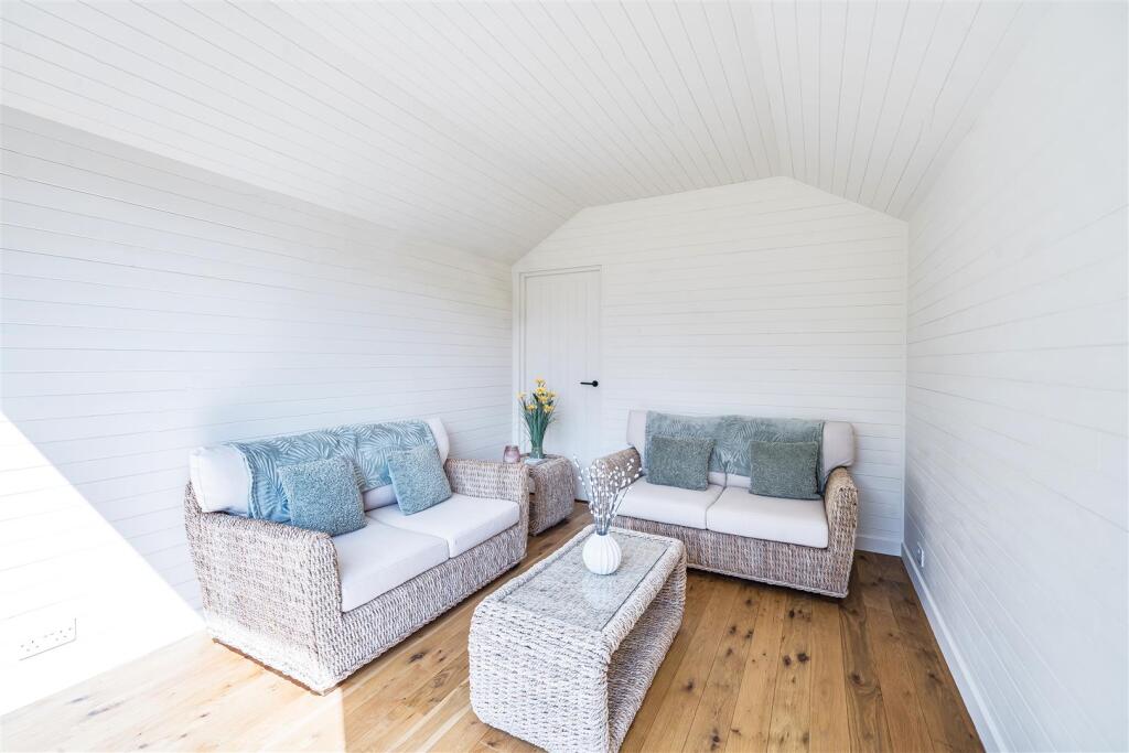 East Barn Studio Internal 1.jpg