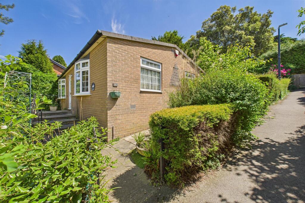 10 Sanctuary Gardens, Sneyd Park, Bristol BS9 1QR 