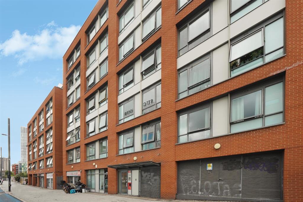 Flat 54, 72, High Street Stratford - IW6hoD0KDHGqt
