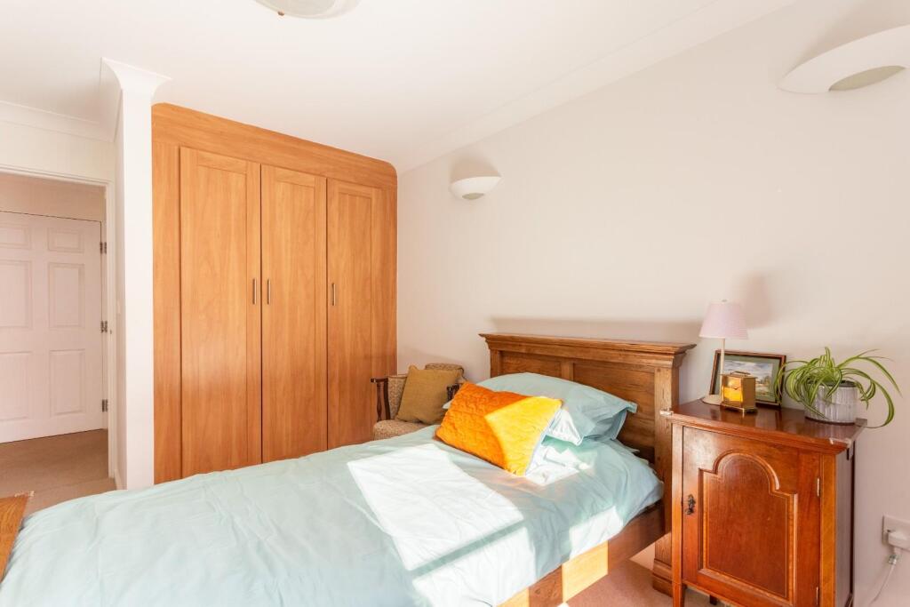 Rayner Court-2.jpg