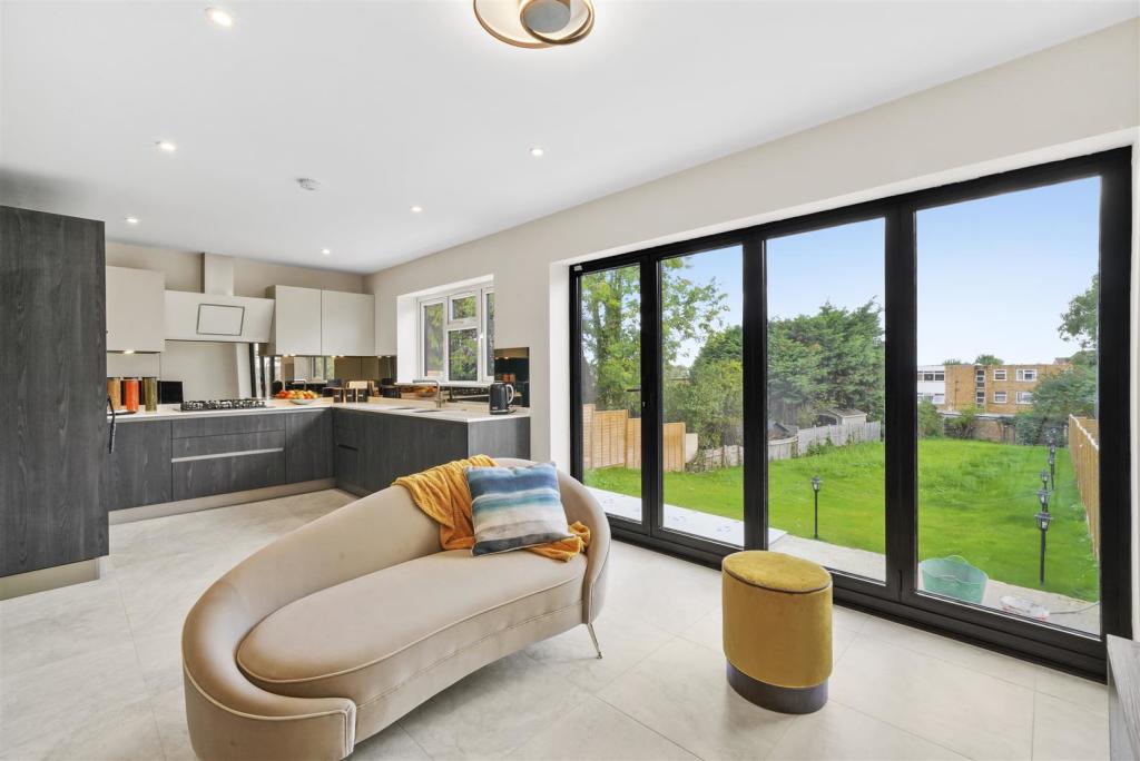 108 Elms Lane - 6dtLS27taggTORr5gQA9.jpg