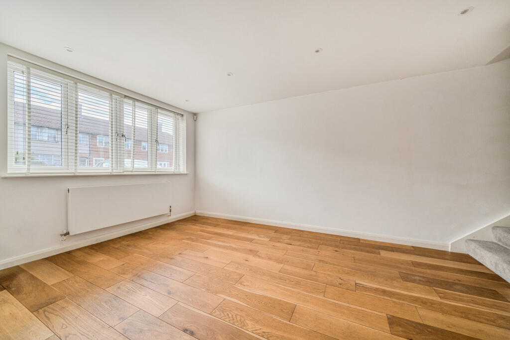 1324057-15-686e6c...