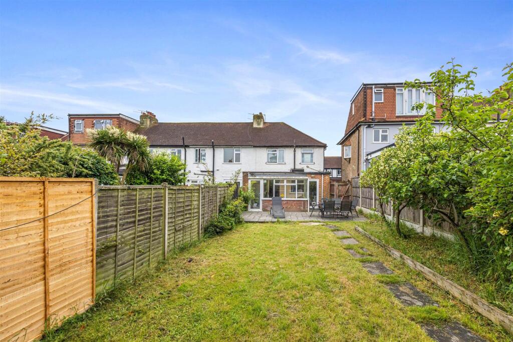 Rowan Avenue 15 REAR.jpeg