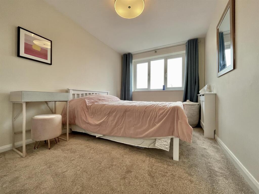 11 Bridgecrest Bedroom 2.jpeg