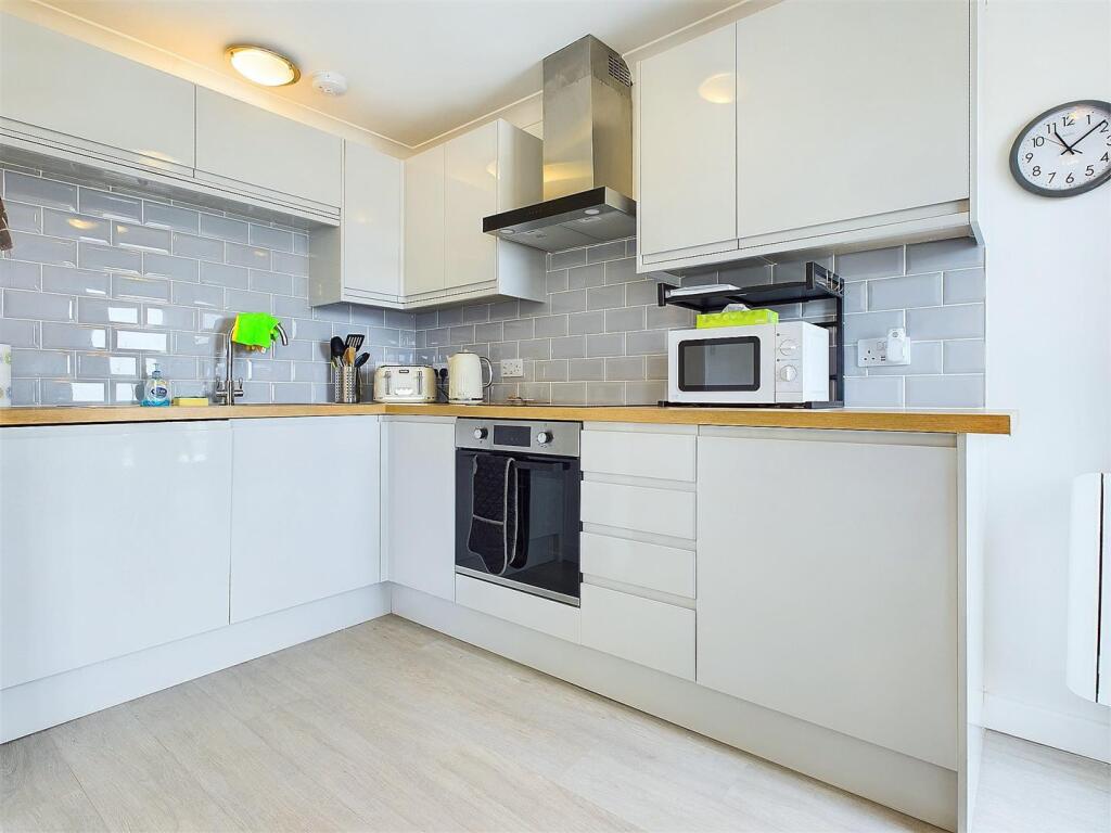 Kitchen angle