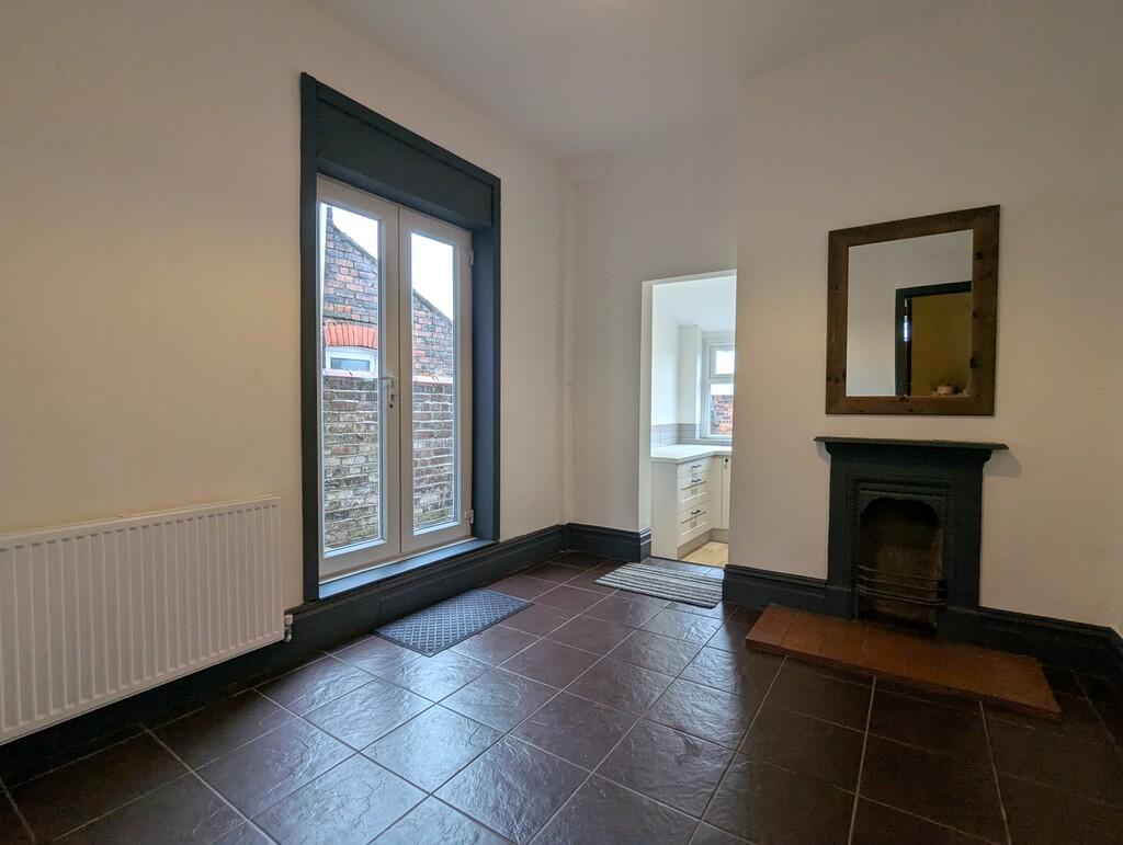 PXL_20251003_1106...