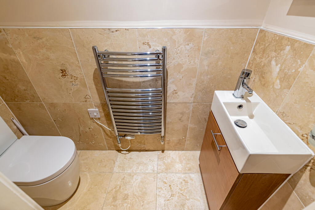 Hall WC