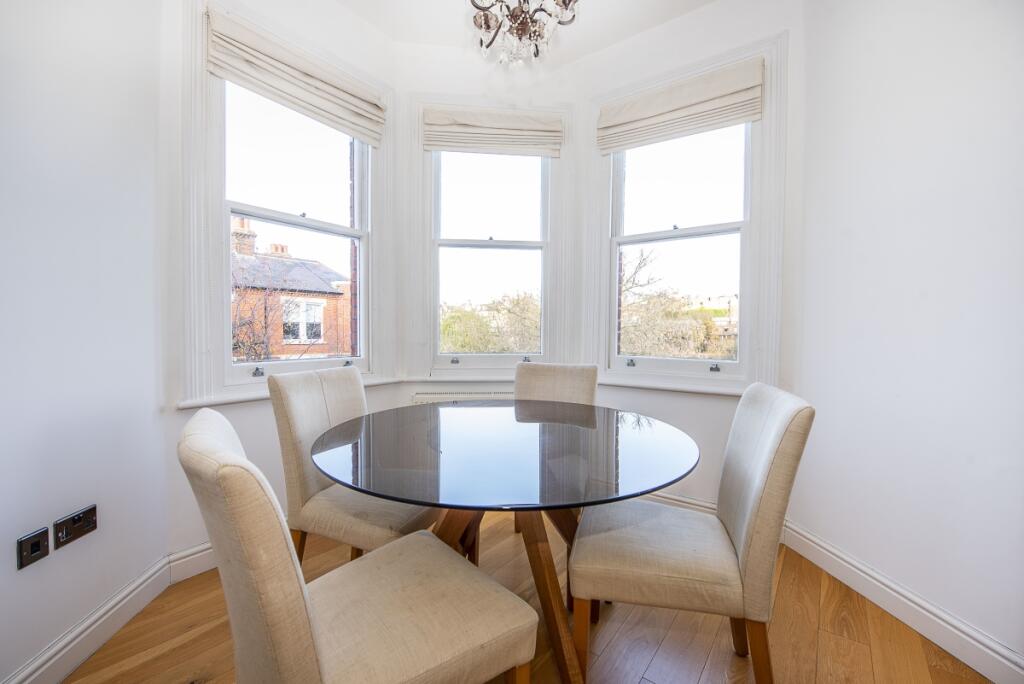 cambridge-court-c...