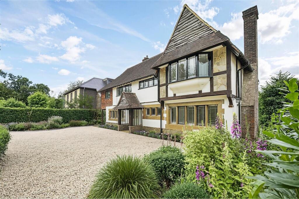 April Wood 2nd front CGI.jpg