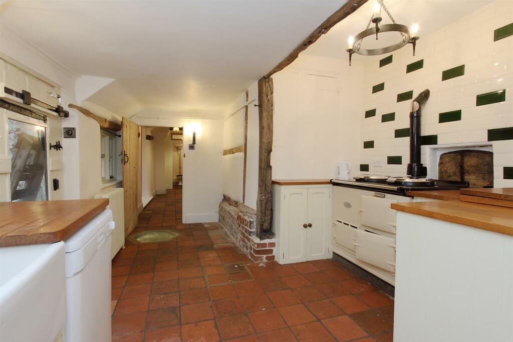 molesey cottage PH112.JPG