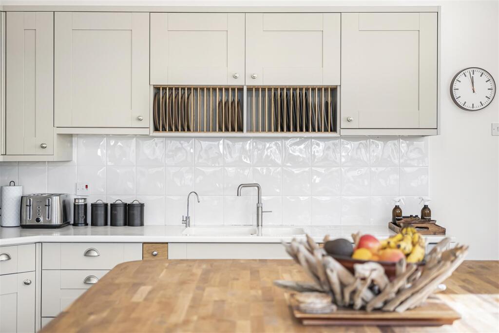 Kitchen lifestyle 1.JPG