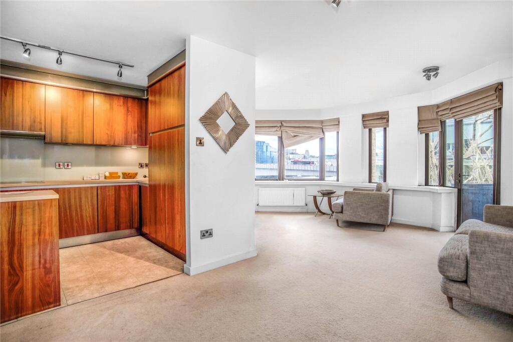Reception/Kitchen