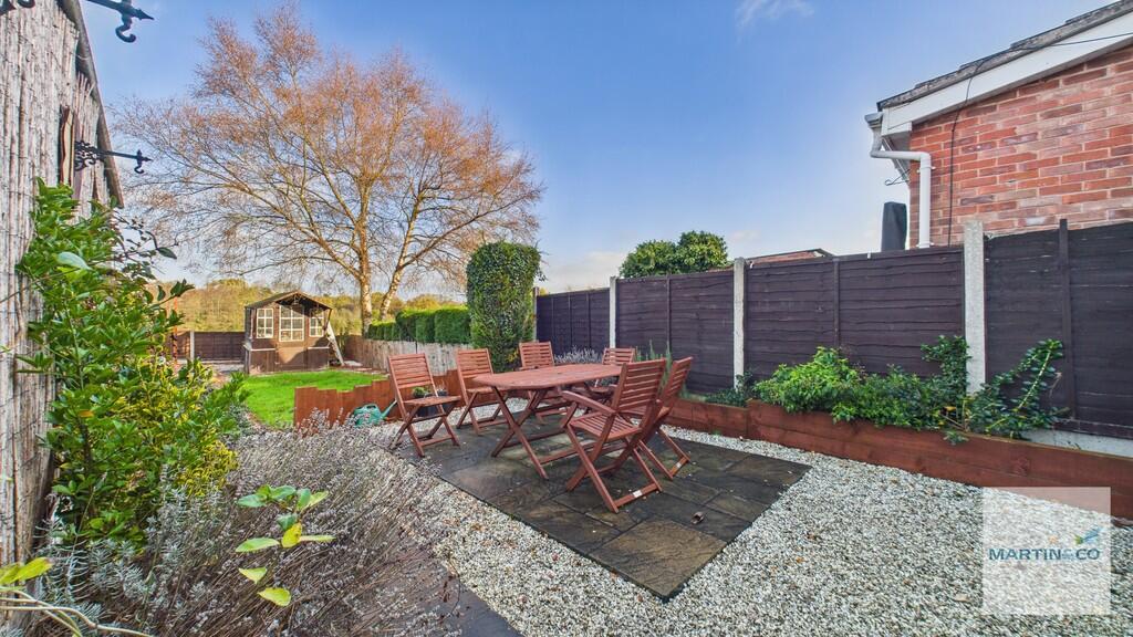 CAM03663G0-PR0215...