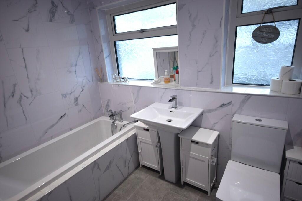 GF BATHROOM 
