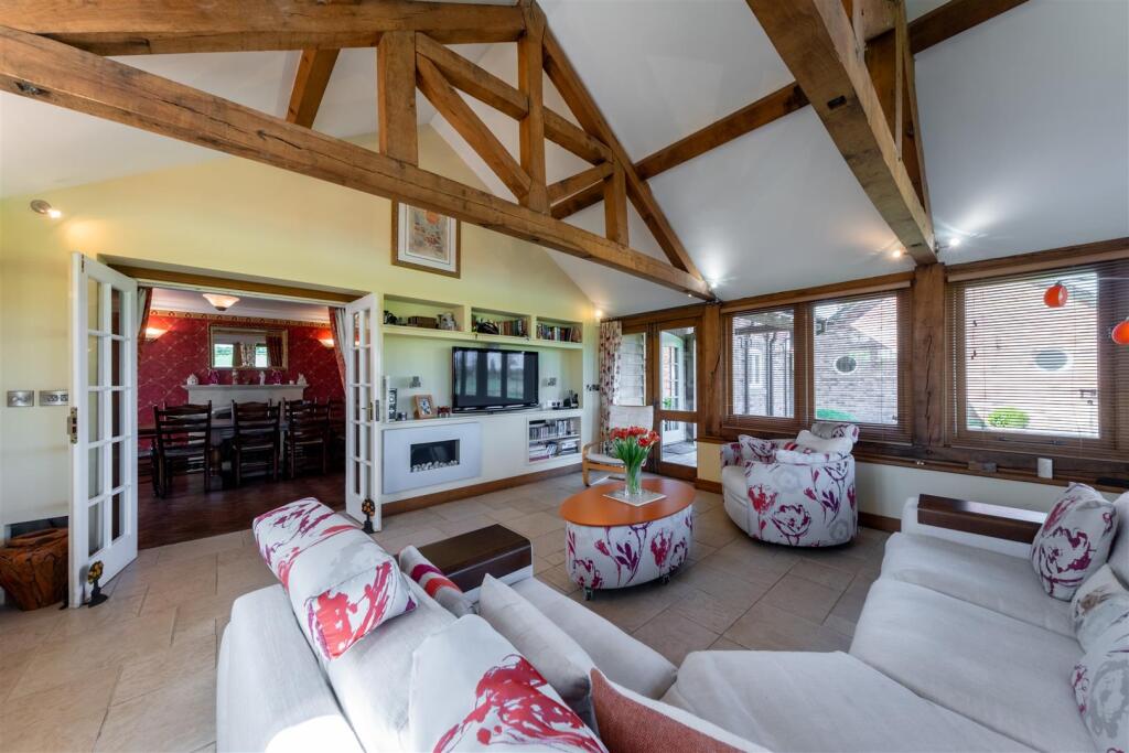 Baddiley Lodge-017.jpg