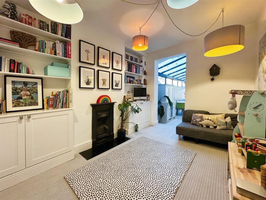 942292f4-image_picker_FD30D827-FAA0-4434-A72F-4E18