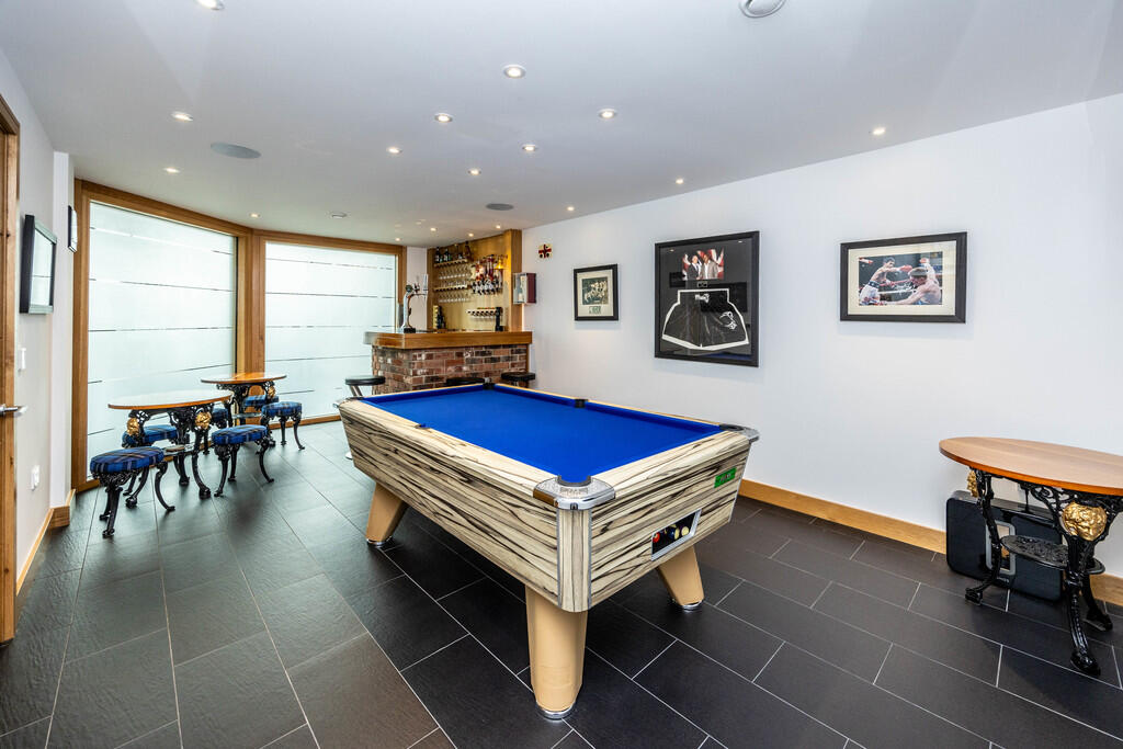 27PLLeeds-250425-...