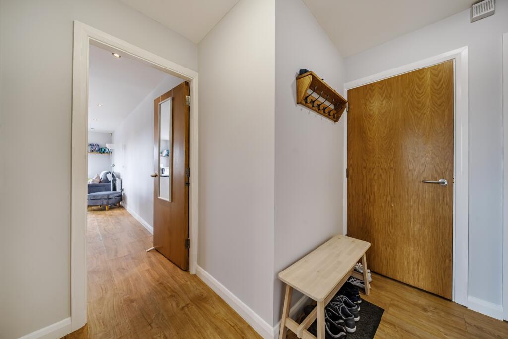 1329586-20-68839c2817ef7