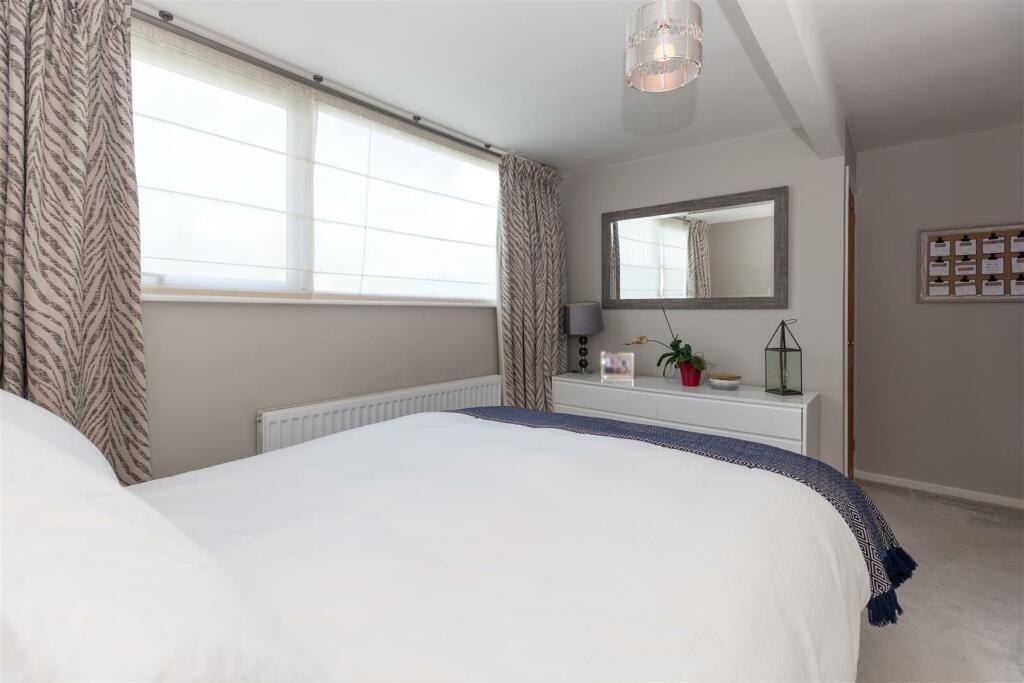 Master Bedroom 3.jpg